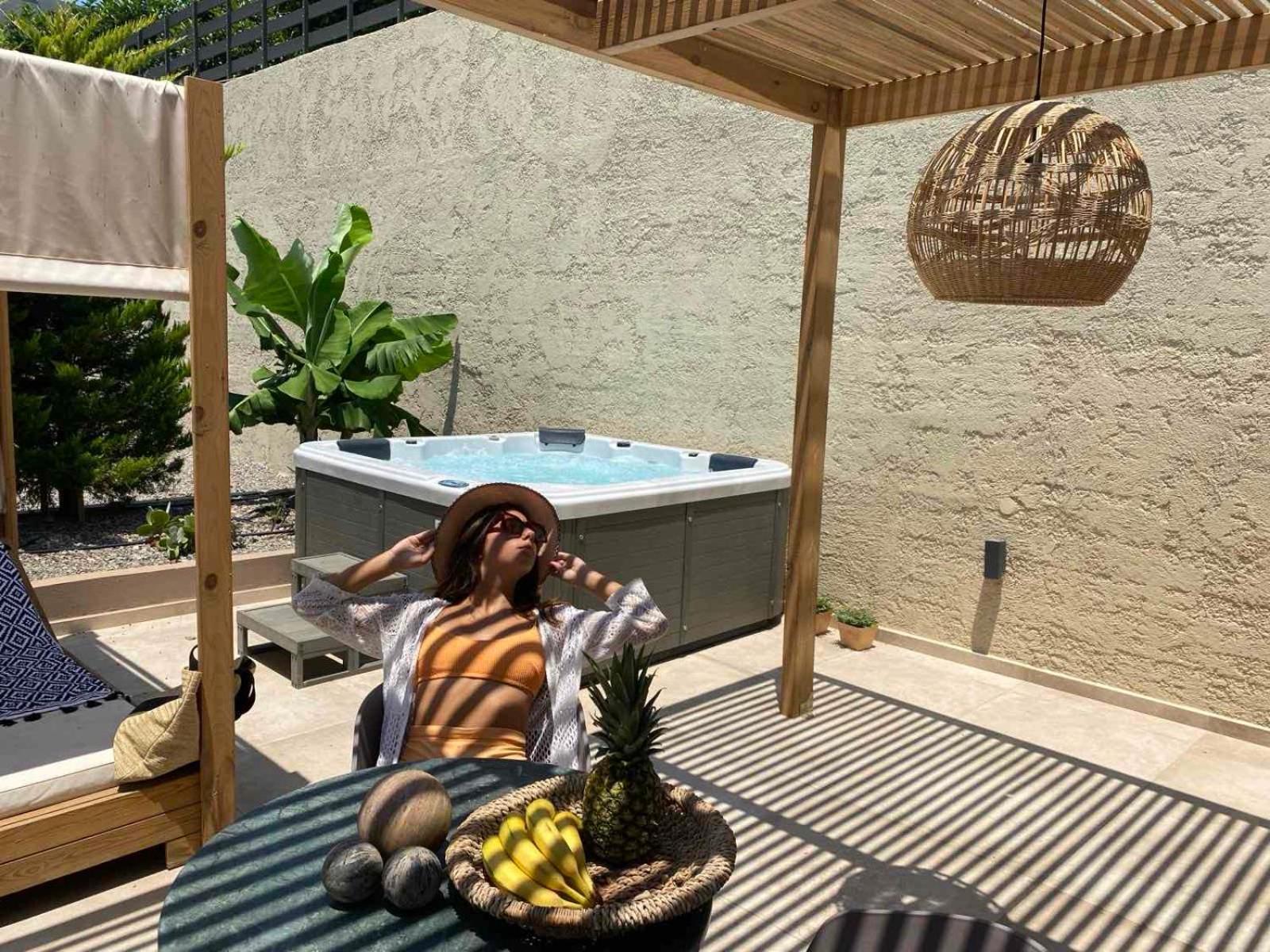 Marble Luxury Suites Karteros Zewnętrze zdjęcie
