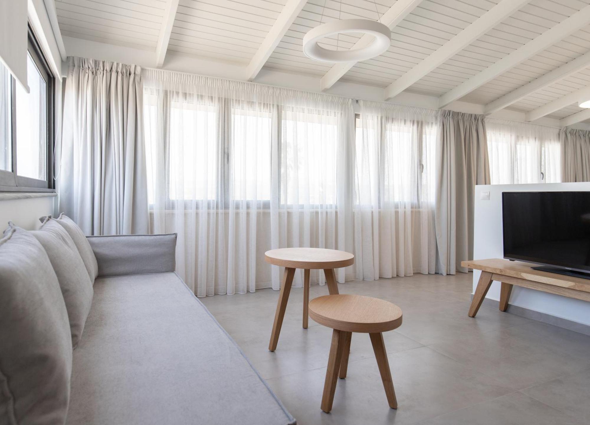 Marble Luxury Suites Karteros Zewnętrze zdjęcie